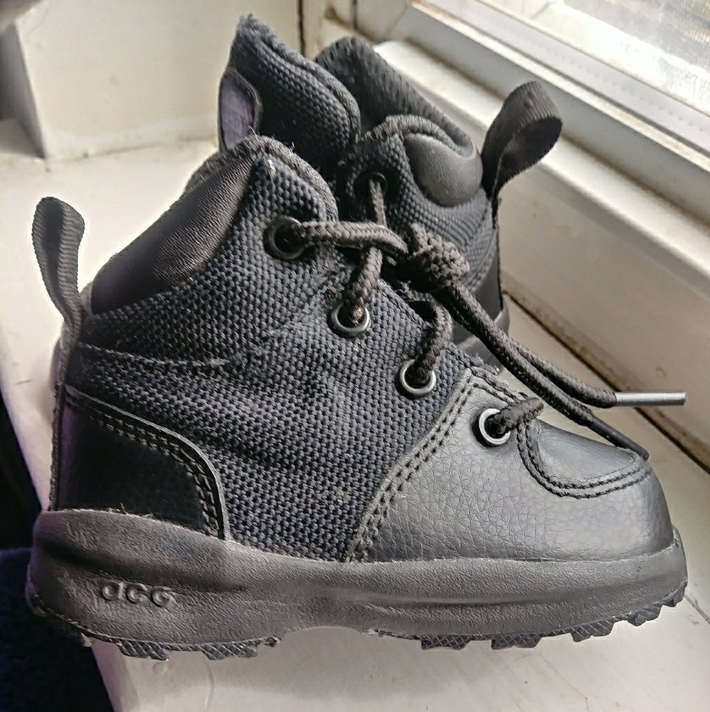 NIKE KIDS MANOA

(ACG) Boots